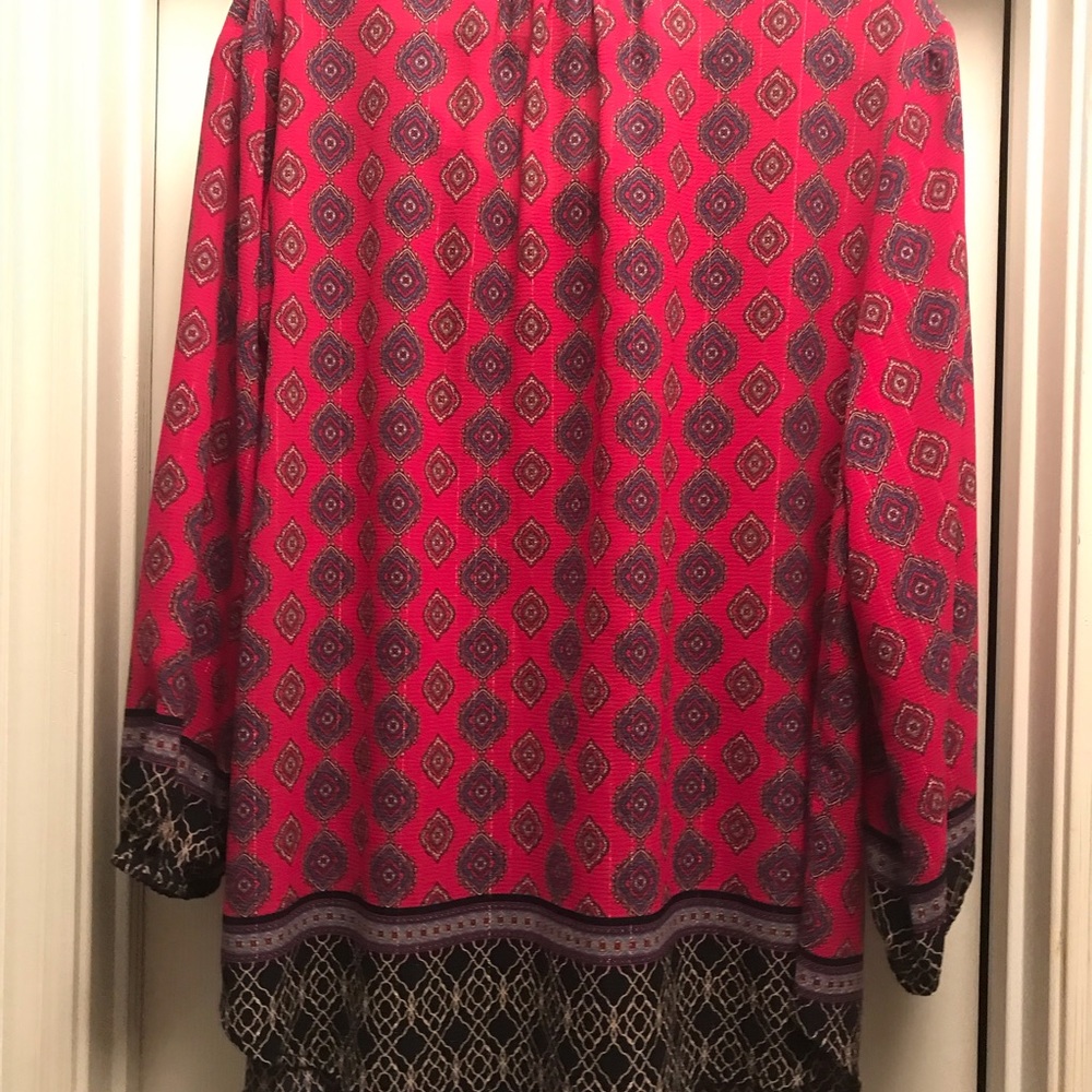 Plus Size 1x Ruby Rd Red Blouse With Patterned De… - image 2